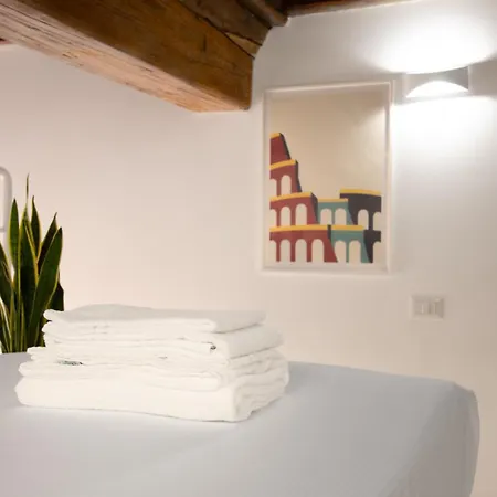 Trevi Apartment Rome